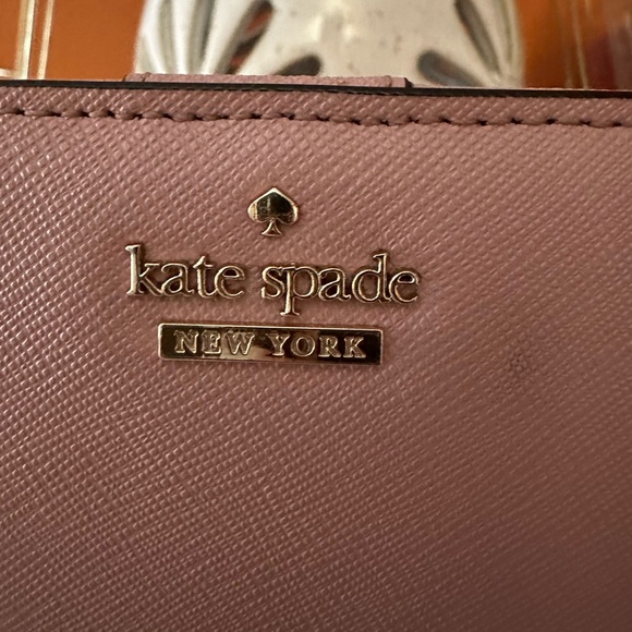 KATE SPADE Cameron Street Lacy bifold Blush Leather Wallet - Picture 13 of 13